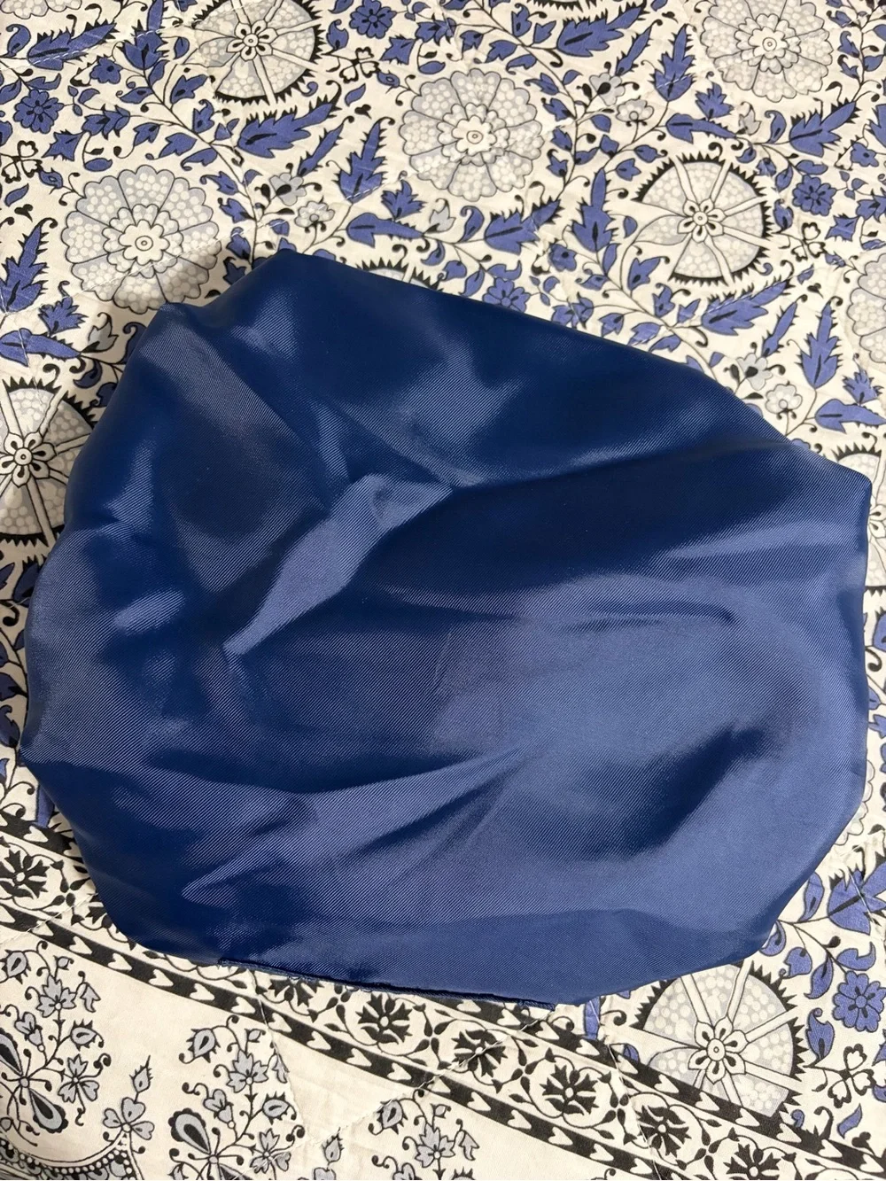 NWOT Navy Satin Drawstring Cosmetic Pouch - Women Bags versatile space saver